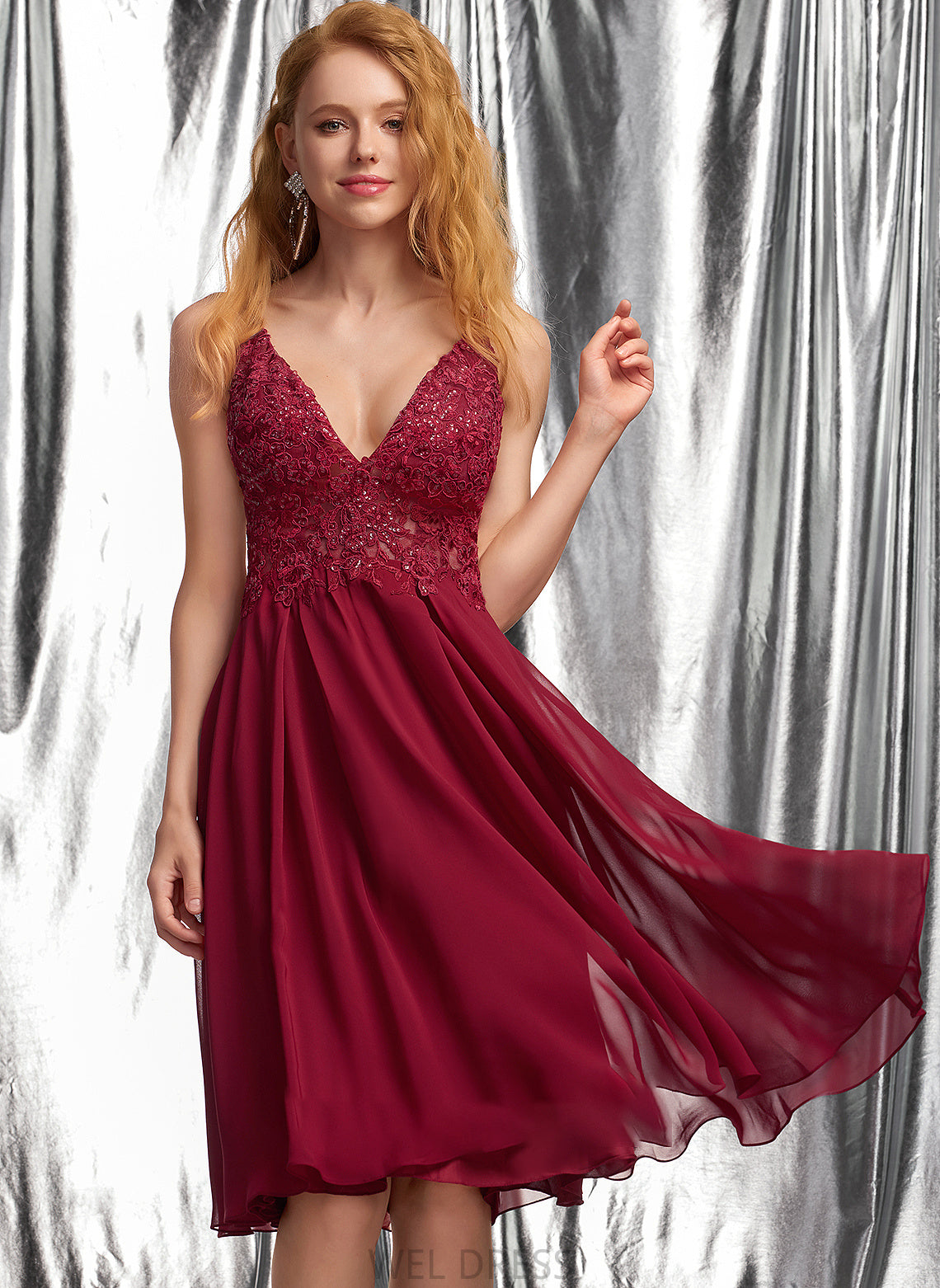 Chiffon Brynn Prom Dresses Sequins V-neck Knee-Length A-Line With