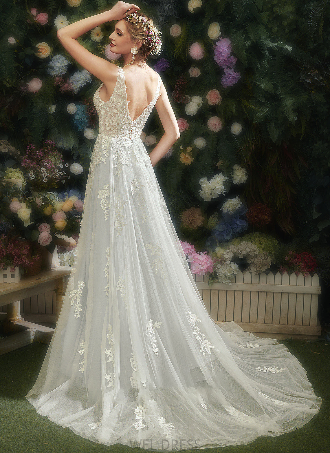 Train Lace V-neck Wedding Dresses A-Line Wedding Dress Amira With Court