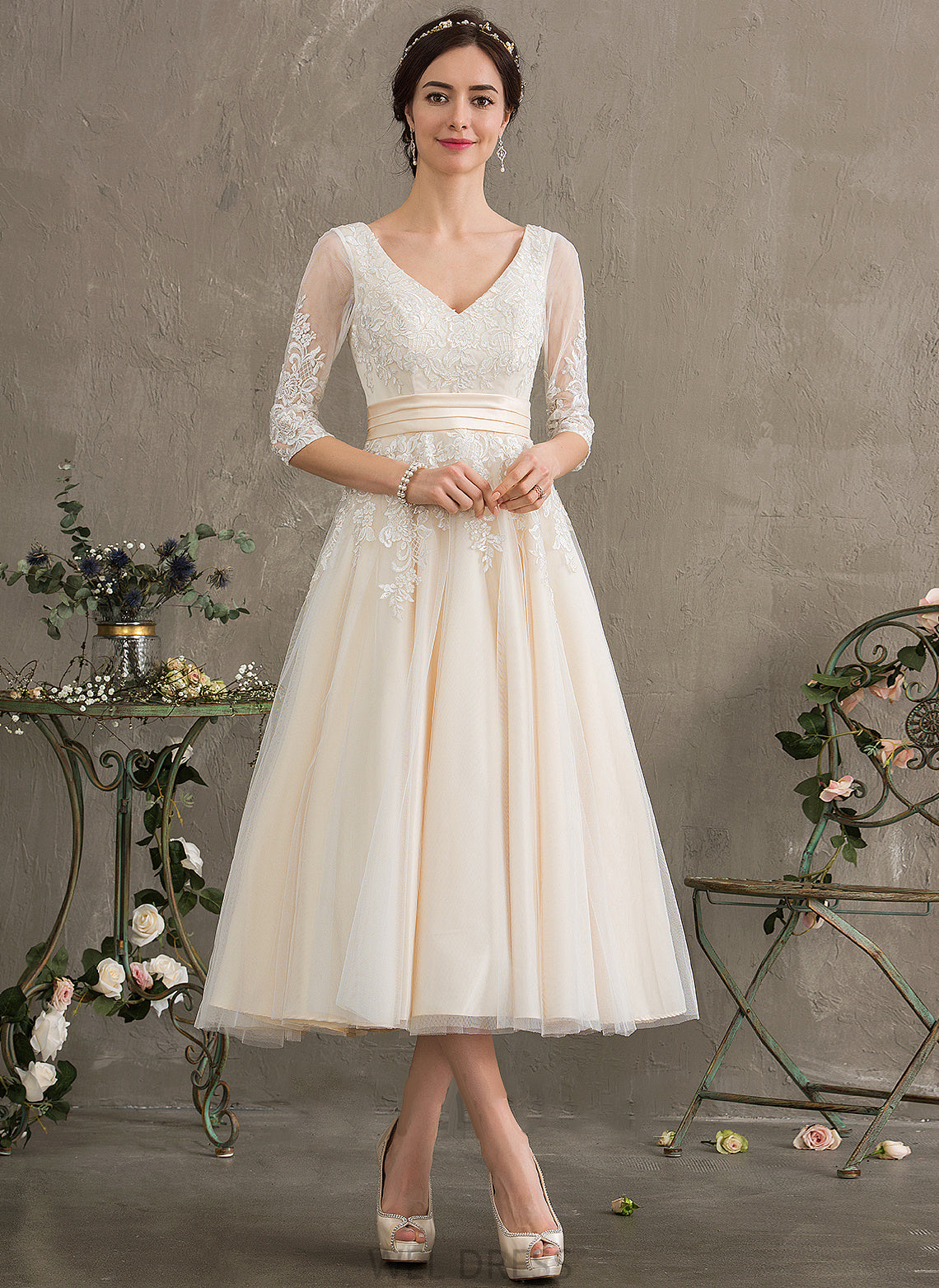 Wedding Tea-Length Wedding Dresses Aurora Dress Ball-Gown/Princess Tulle V-neck