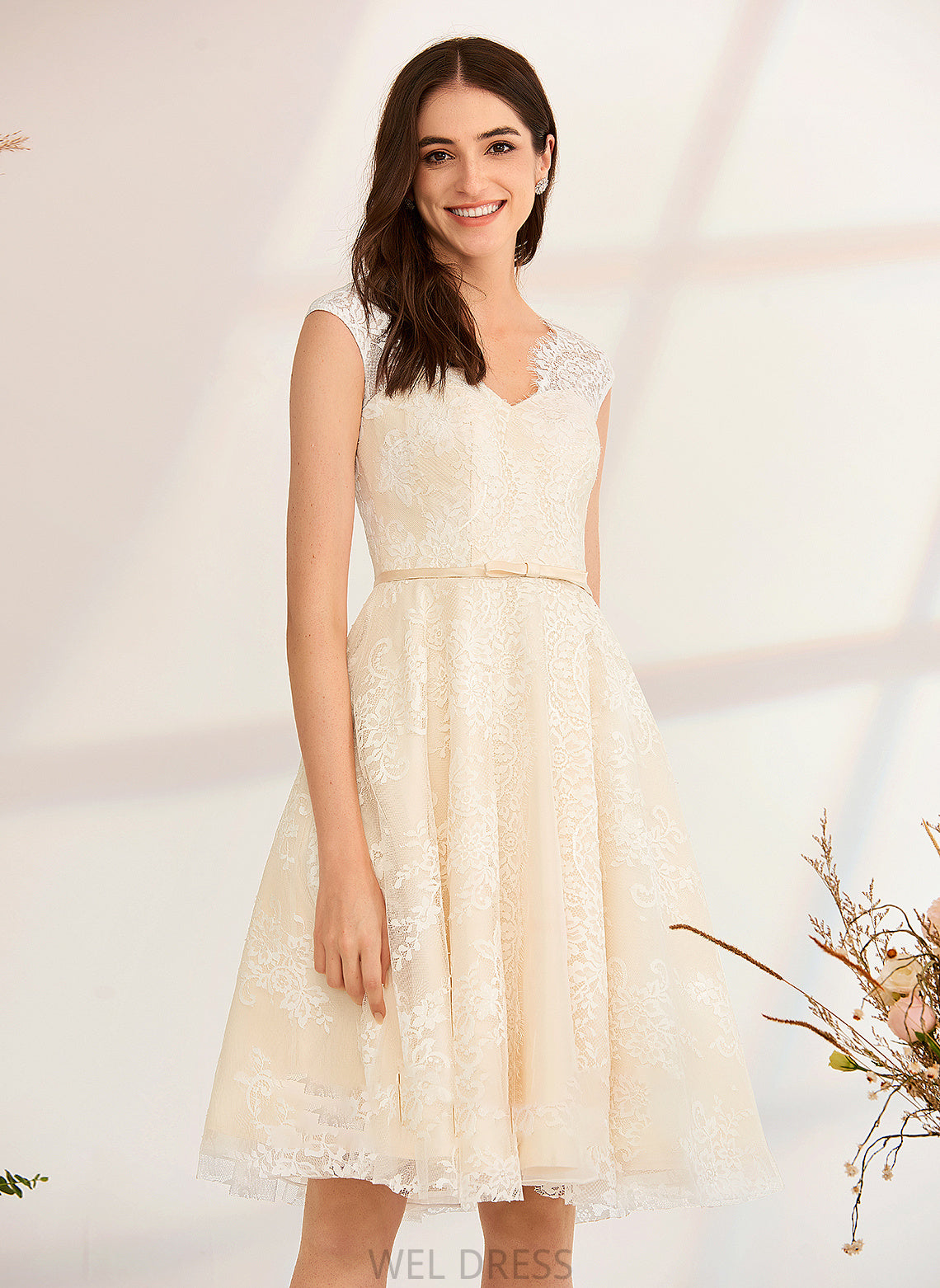 Dress Lace With Knee-Length Chanel A-Line Wedding V-neck Wedding Dresses