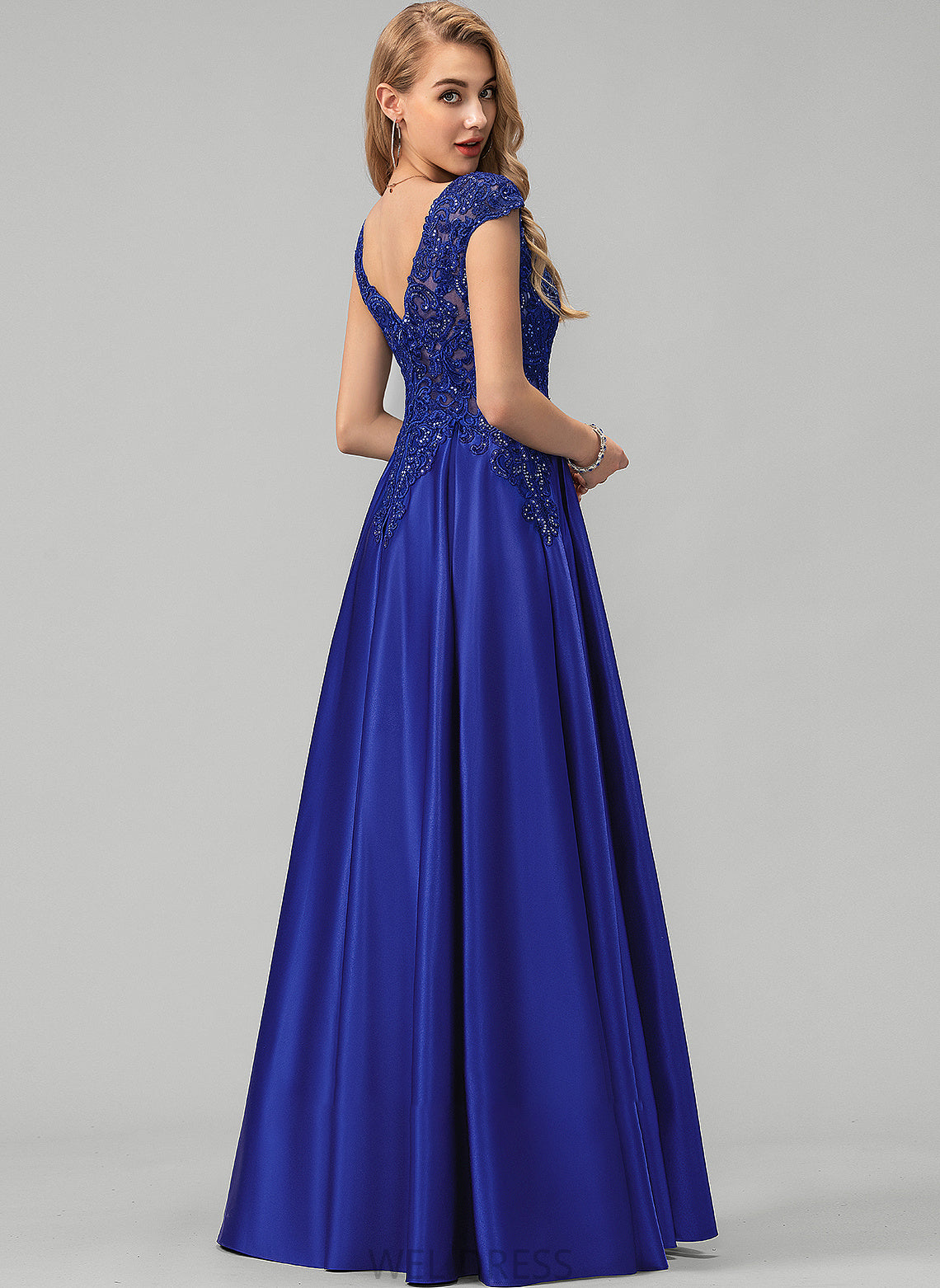 Satin Alula V-neck Ball-Gown/Princess Lace Prom Dresses Floor-Length With Sequins
