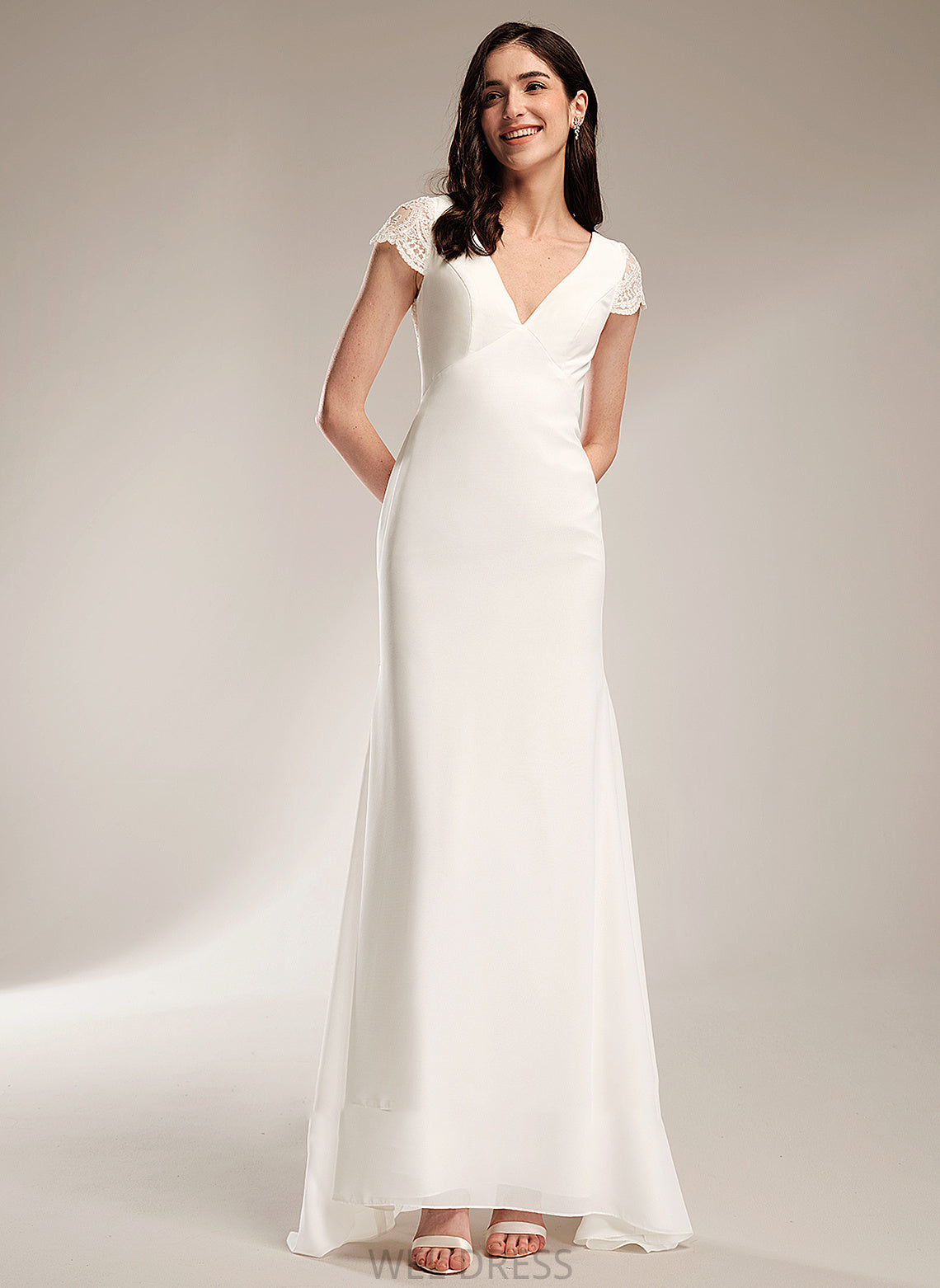 Lace Sheath/Column Dress With Jayda Sweep Wedding V-neck Wedding Dresses Train